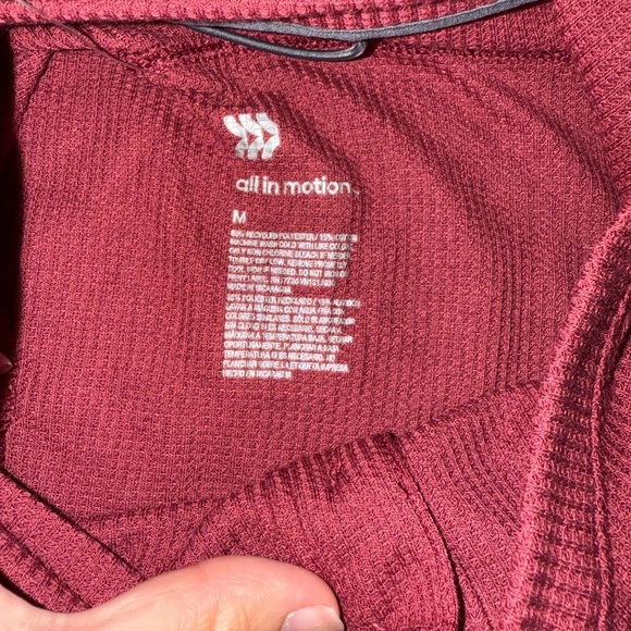 NWT All in Motion Red Long Sleeve Tee Size M - Picture 3 of 5